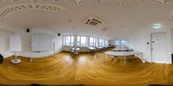 Play 'VR 360° - SFU LINZ 360° Tour-Online