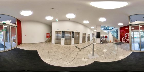 Play 'VR 360° - SFU LINZ 360° Tour-Online