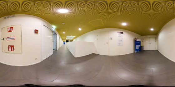 Play 'VR 360° - Campus Rundgang SFU Wien