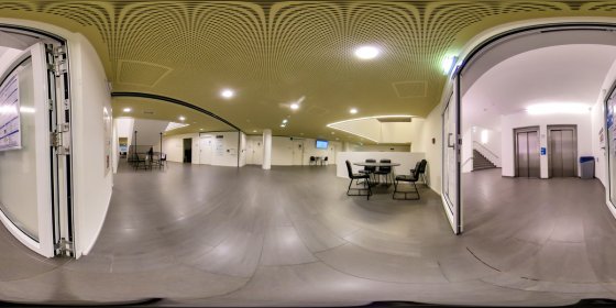 Play 'VR 360° - Campus Rundgang SFU Wien