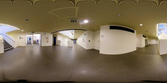 Play 'VR 360° - Campus Rundgang SFU Wien