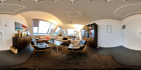 Play 'VR 360° - Campus Rundgang SFU Wien