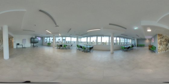 Play 'VR 360° - Campus Rundgang SFU Wien