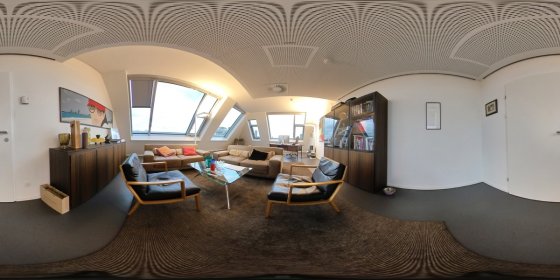 Play 'VR 360° - Campus Tour SFU Vienna