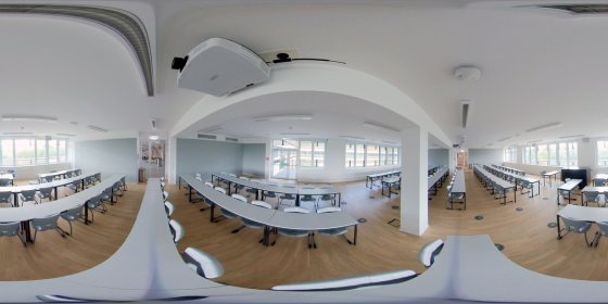 Play 'VR 360° - Campus Tour SFU Vienna