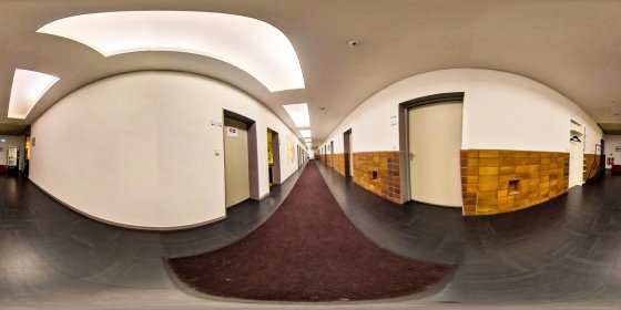 Play 'VR 360° - SFU Berlin 360° Tour-Online