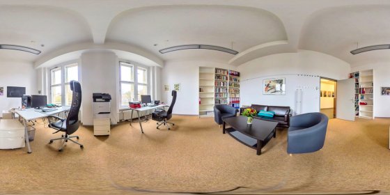 Play 'VR 360° - SFU Berlin 360° Tour-Online