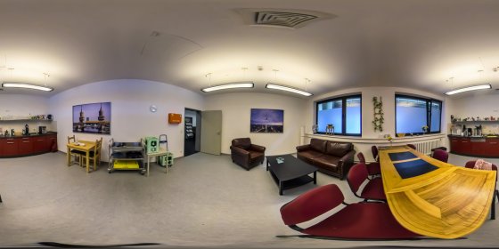 Play 'VR 360° - SFU Berlin 360° Tour-Online