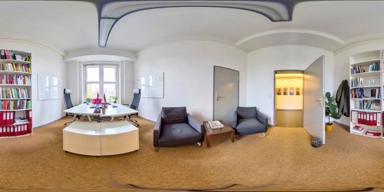 Play 'VR 360° - SFU Berlin 360° Tour-Online