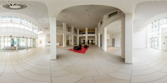 Play 'VR 360° - SFU JUS